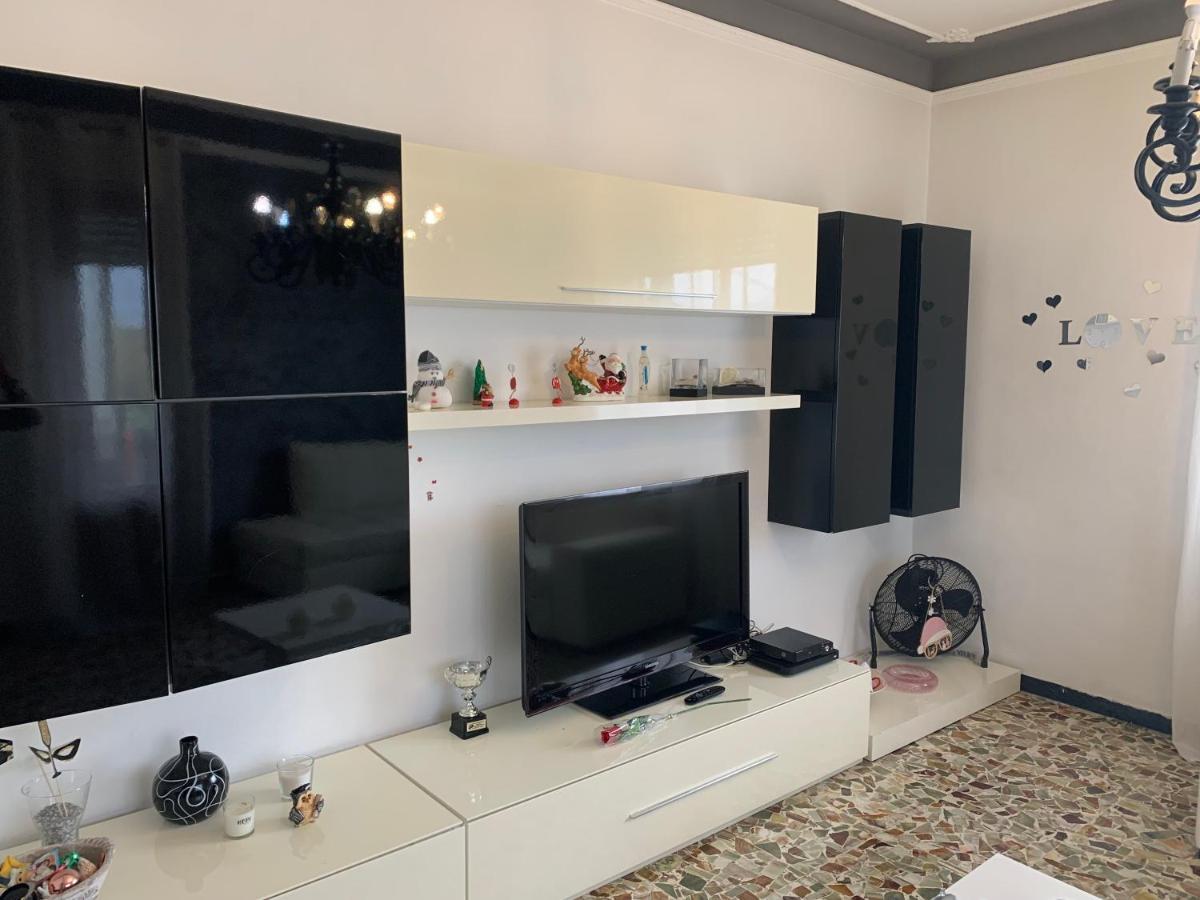 Апартаменты La Casa Di Vale Марина-ди-Масса Экстерьер фото